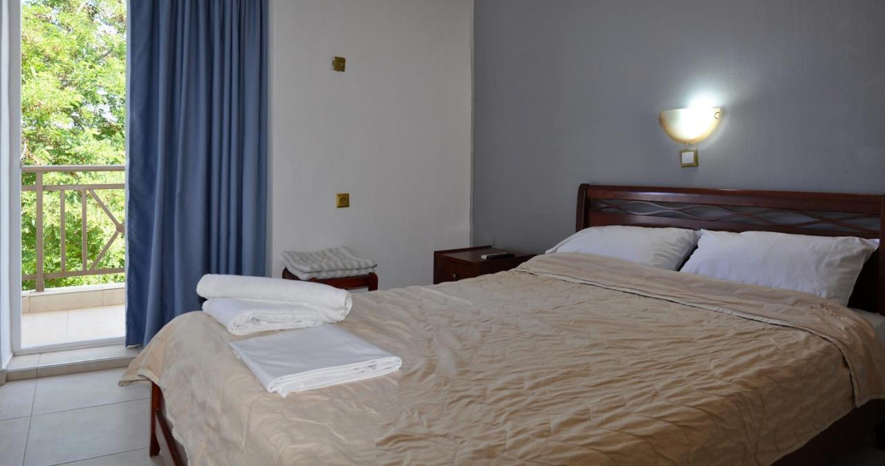 Coralli Beach Studios-Apartments Kallithea  Bagian luar foto
